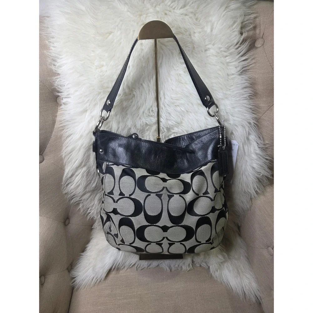 C192 Coach Zoe signature bag - Picture 1 of 9
